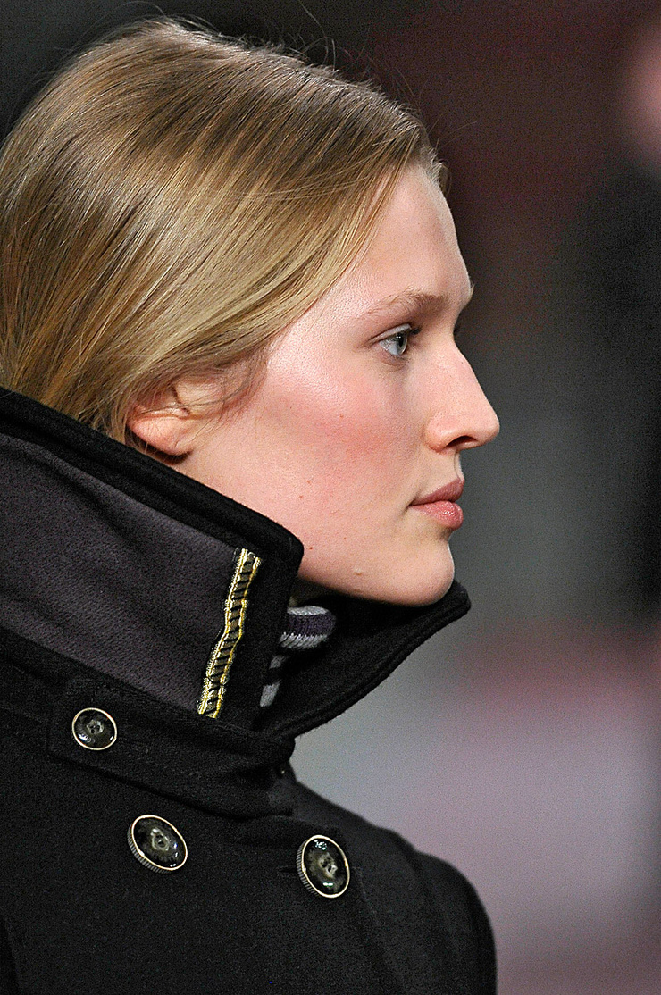 Toni Garrn Toni Garrn