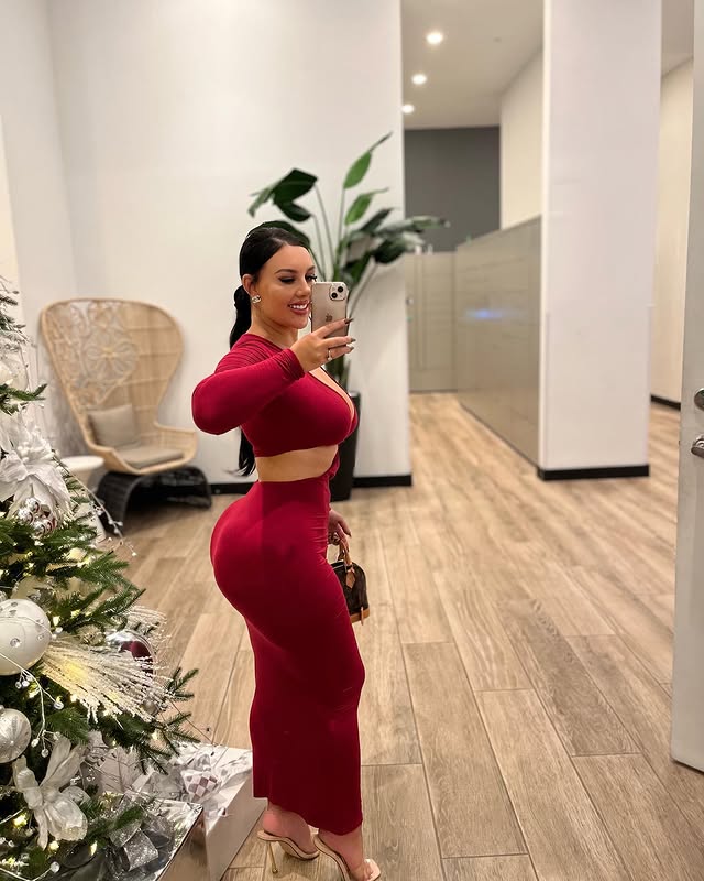 Louise Ella