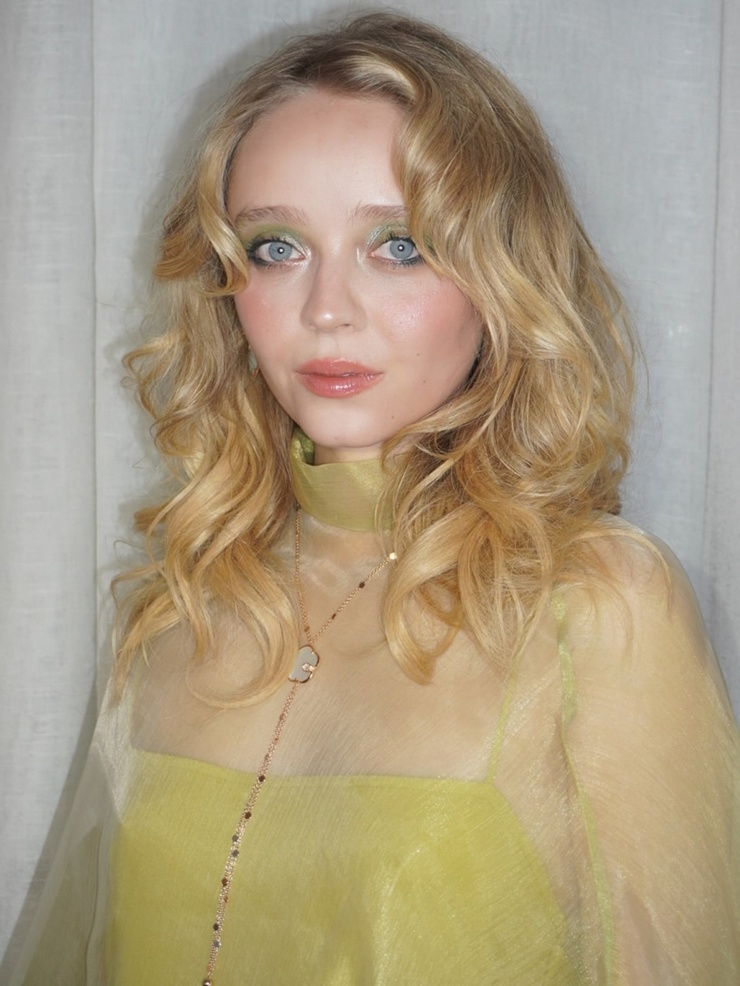 Madeleine Arthur