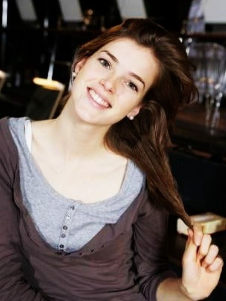 Julia Saner
