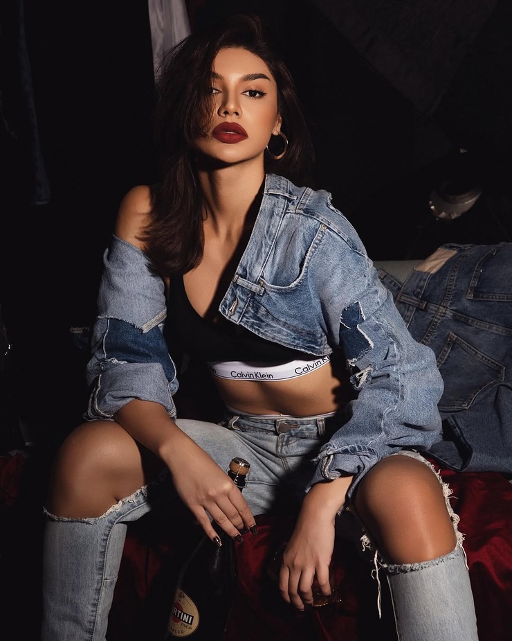 Jihane Almira