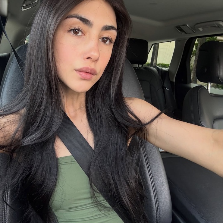 Alexa Mansour Alexa Mansour