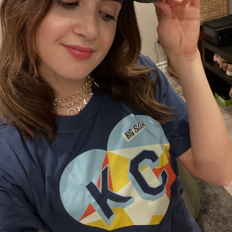 Laura Marano