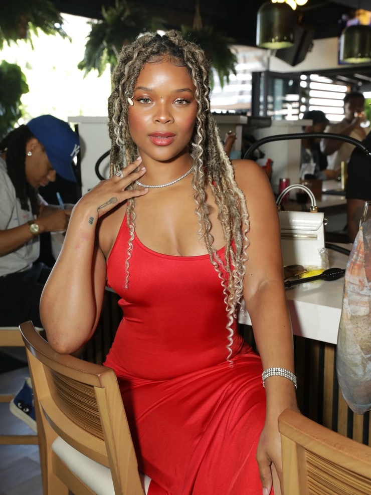 Ajiona Alexus