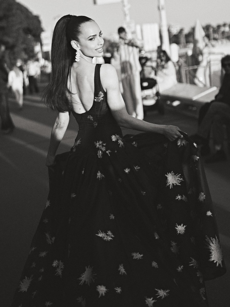 Sofia Carson