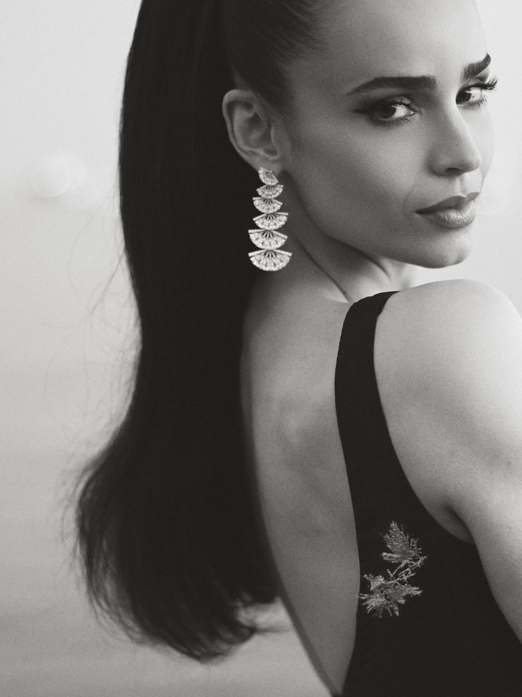 Sofia Carson