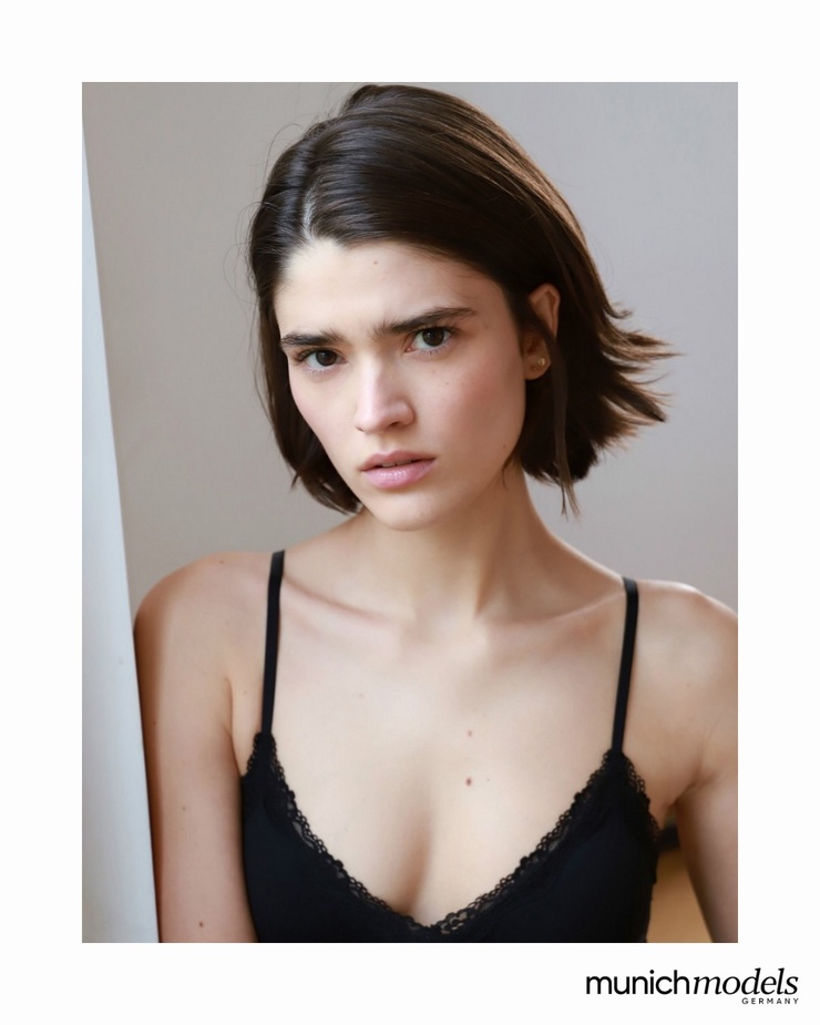 Alexandra Micu