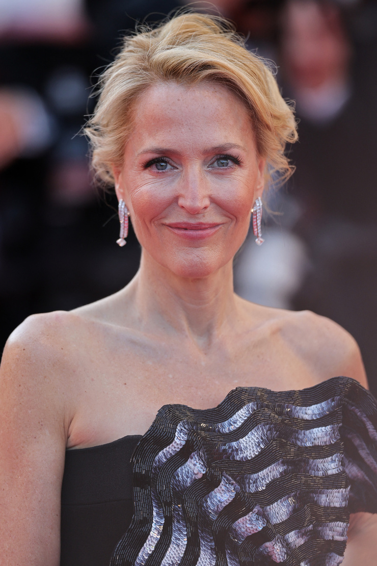 Gillian Anderson