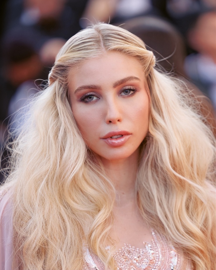 Arielle Raycene Arielle Raycene