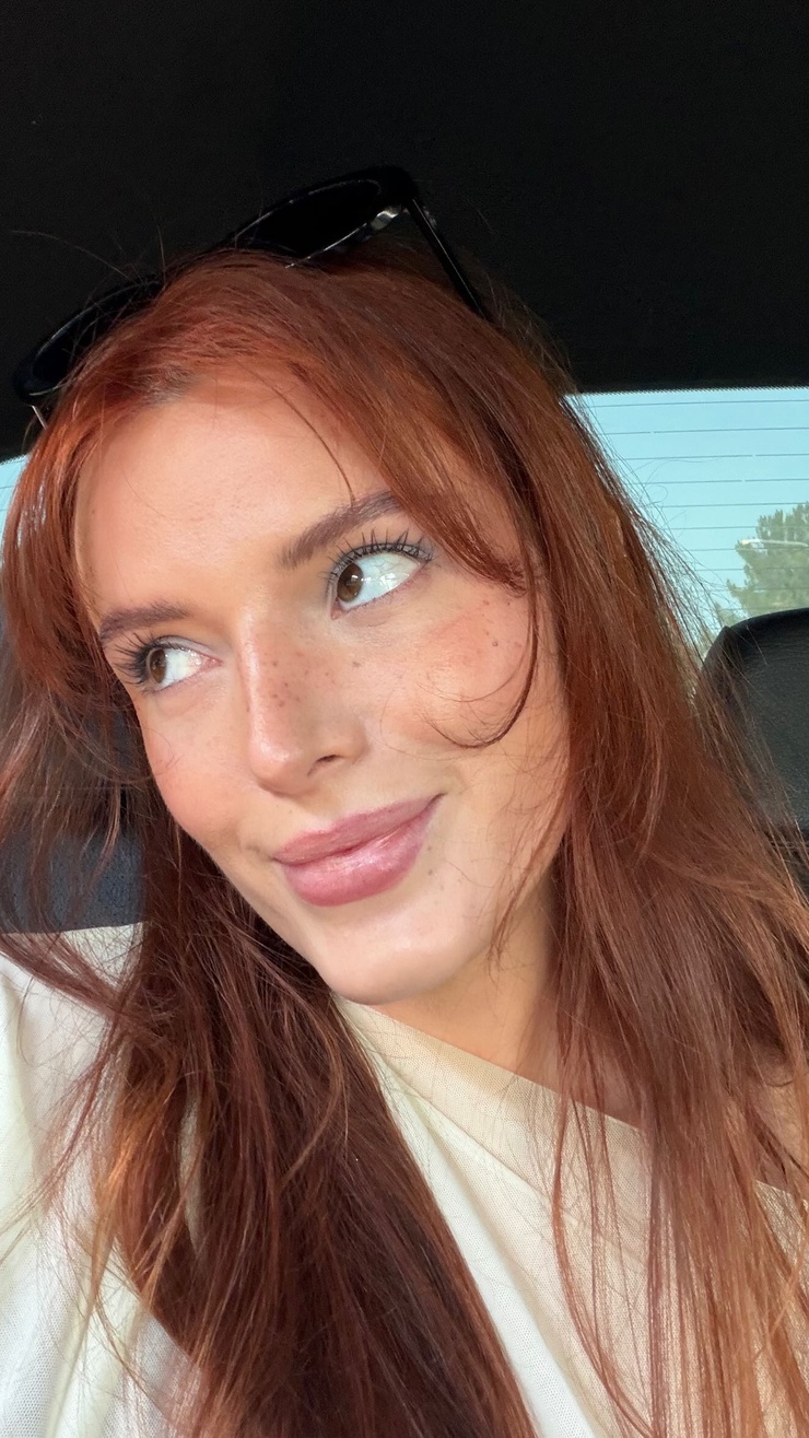 Bella Thorne Bella Thorne