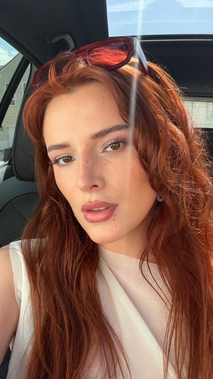 Bella Thorne Bella Thorne