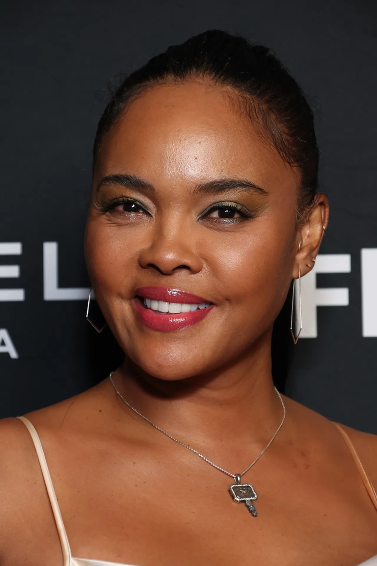 Sharon Leal