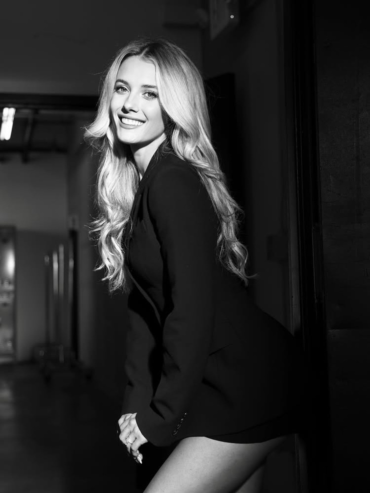 Lindsay Brewer