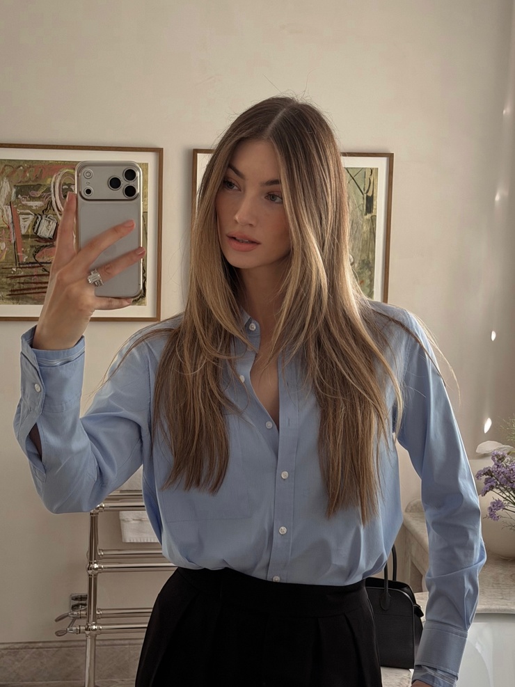 Lorena RAE