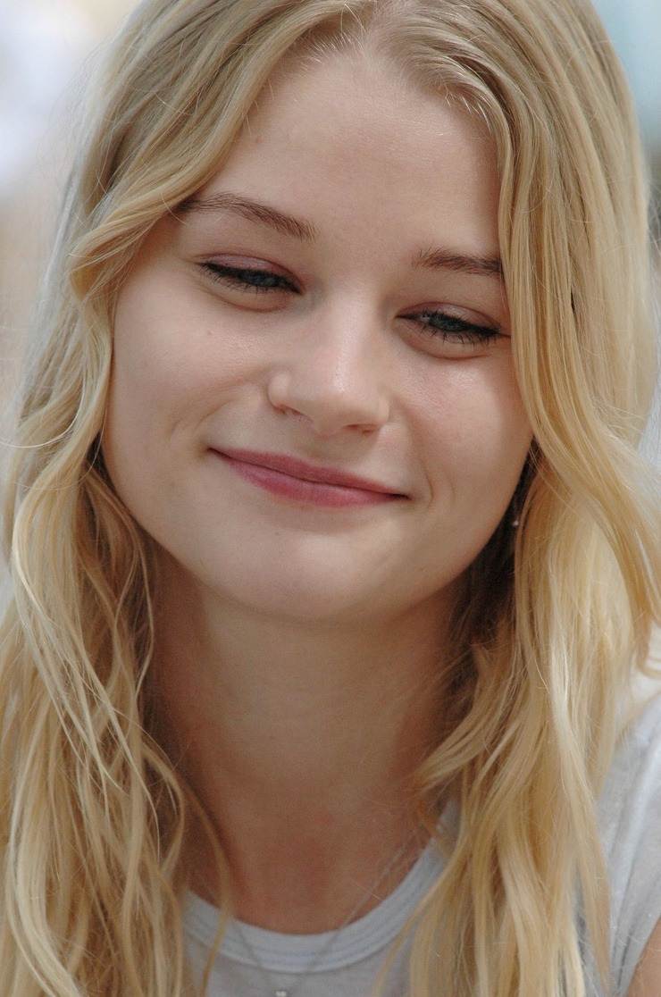 Emilie de Ravin