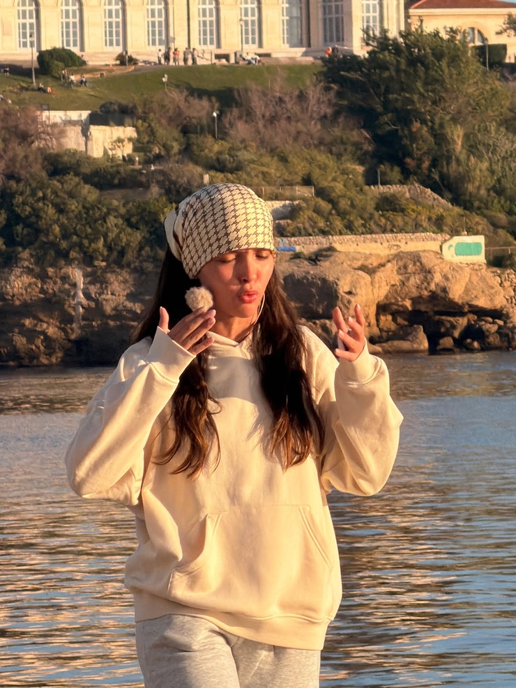 Lyna Khoudri