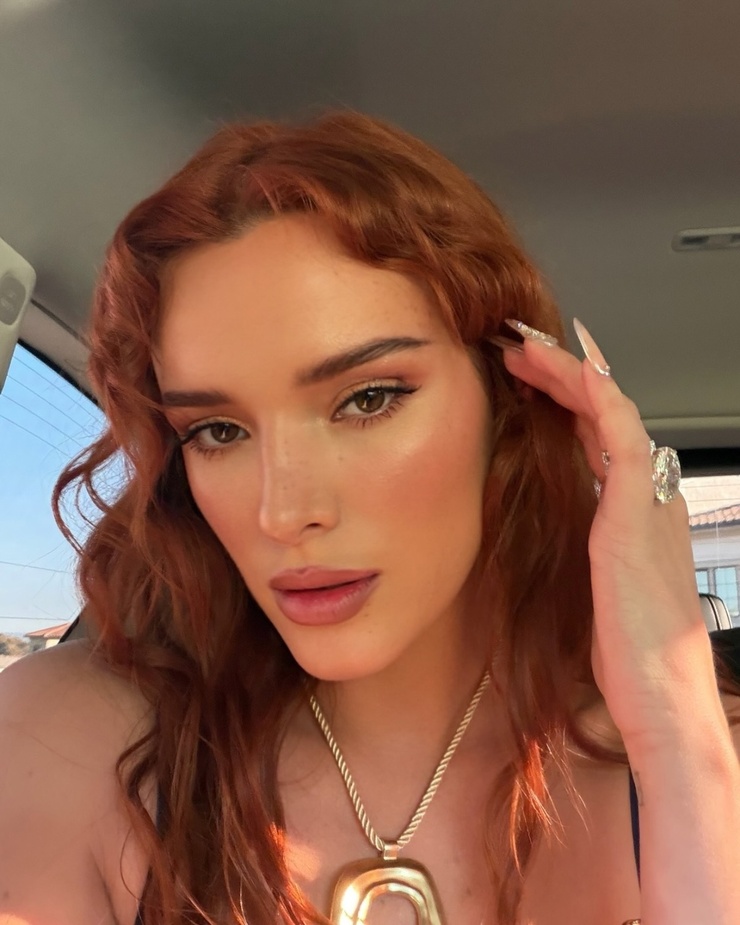 Bella Thorne Bella Thorne