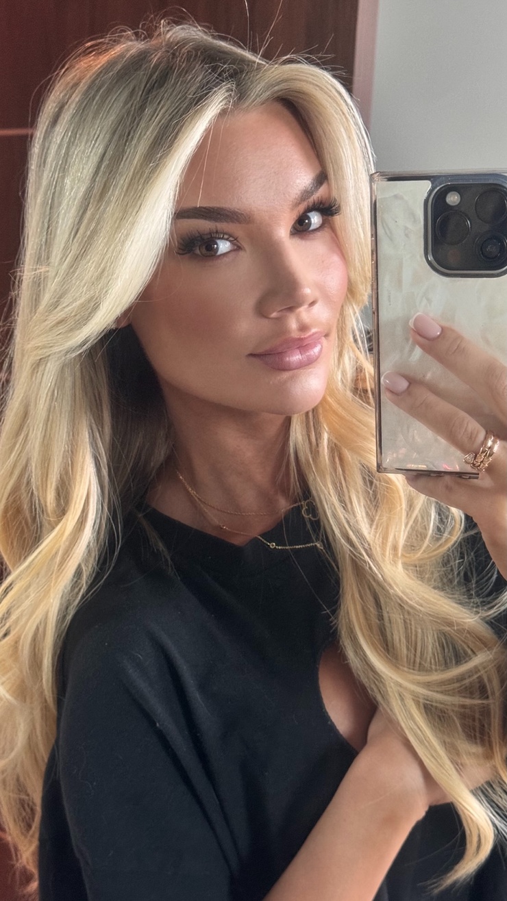 Alexa Collins Alexa Collins