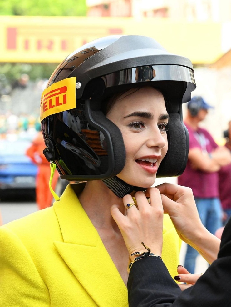 Lily Collins Lily Collins