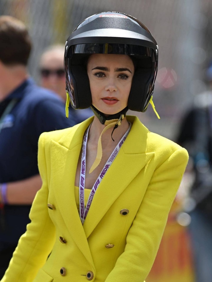 Lily Collins Lily Collins