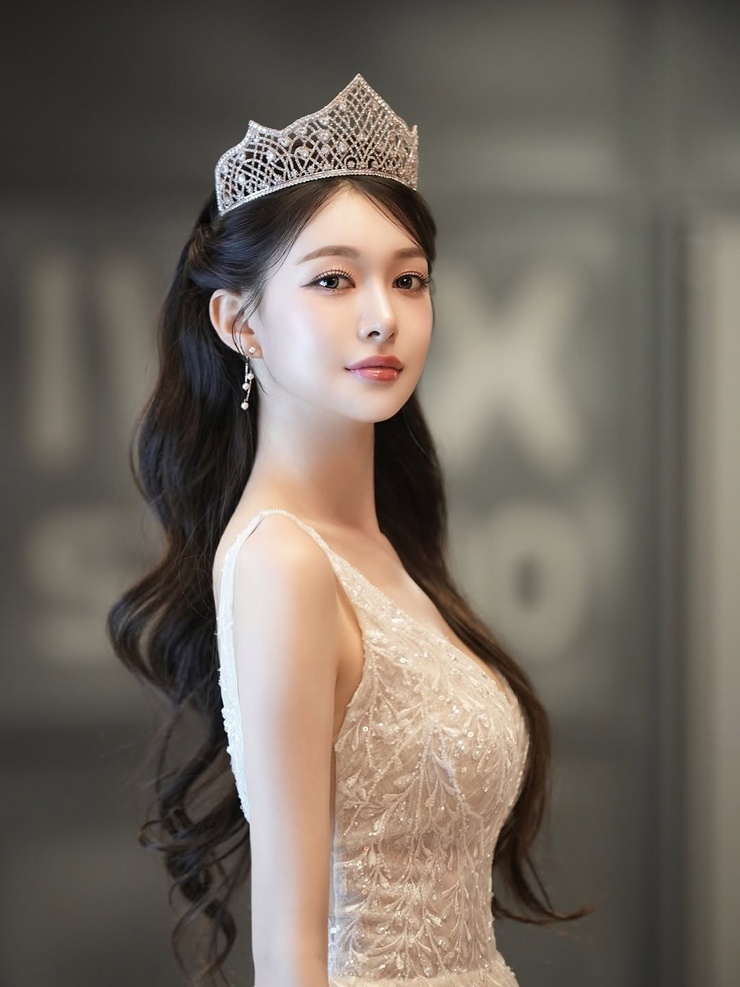 Ariel Han