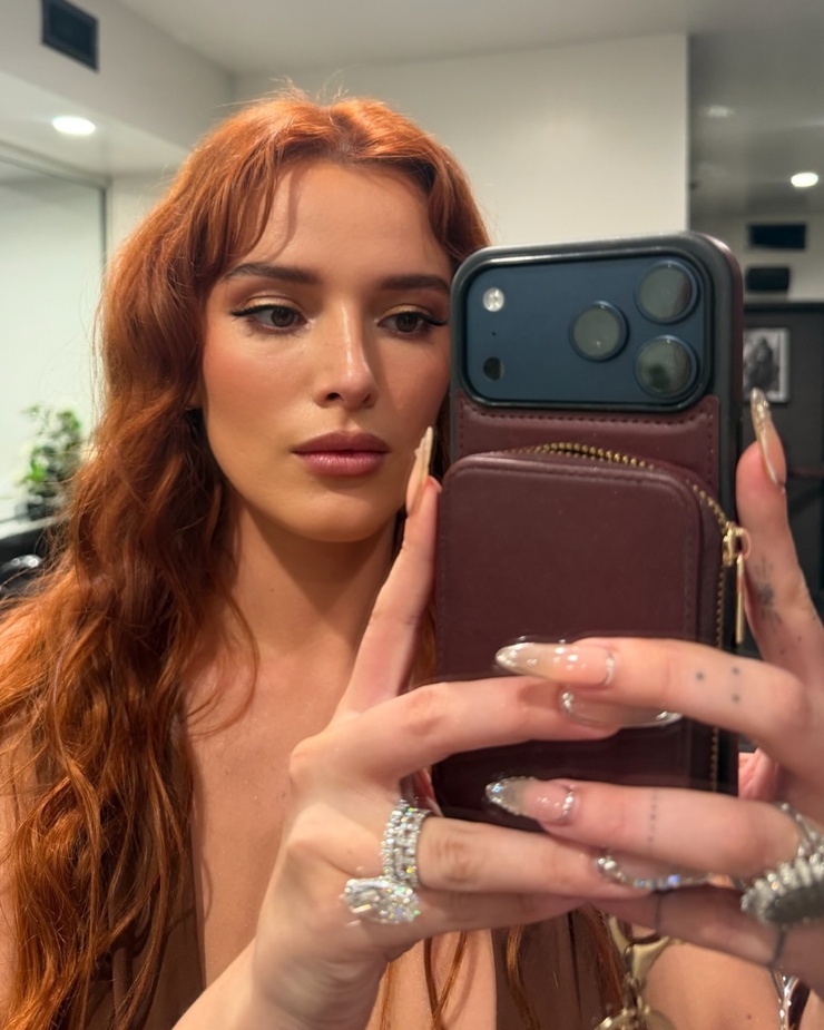 Bella Thorne Bella Thorne