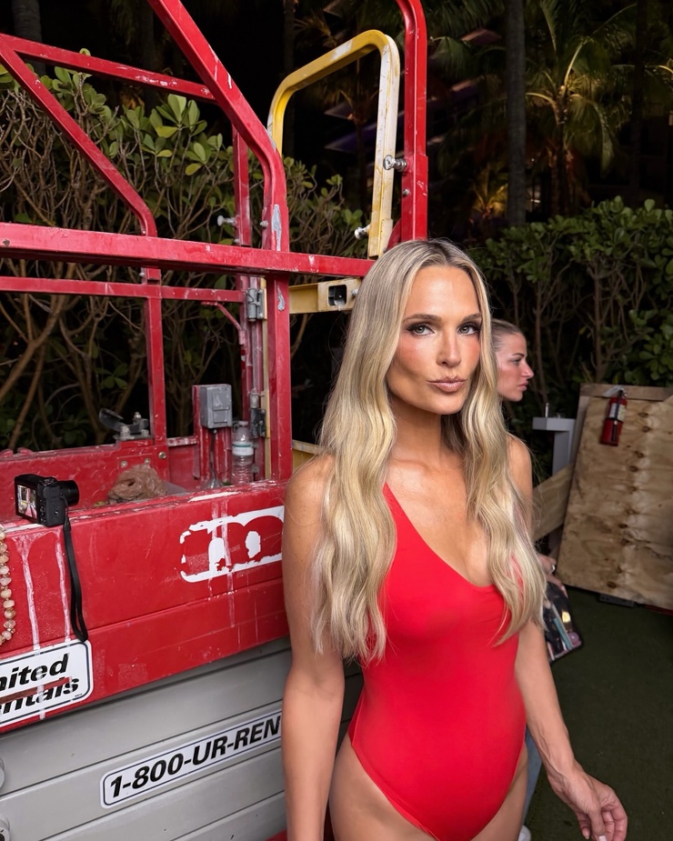 Molly Sims