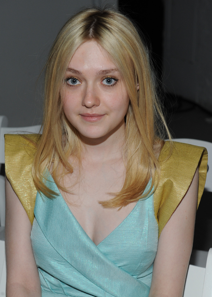 Dakota Fanning Dakota Fanning
