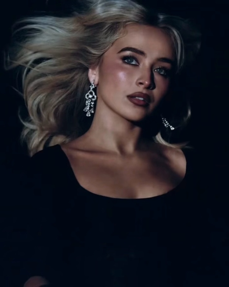 Sabrina Carpenter