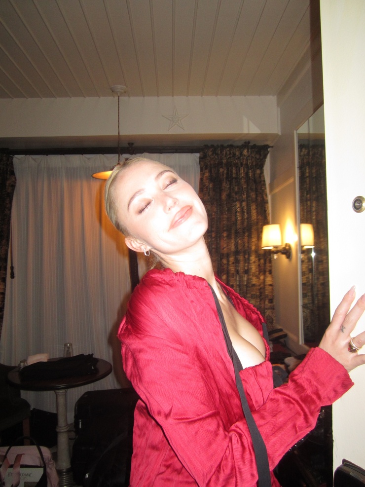 Maika Monroe Maika Monroe