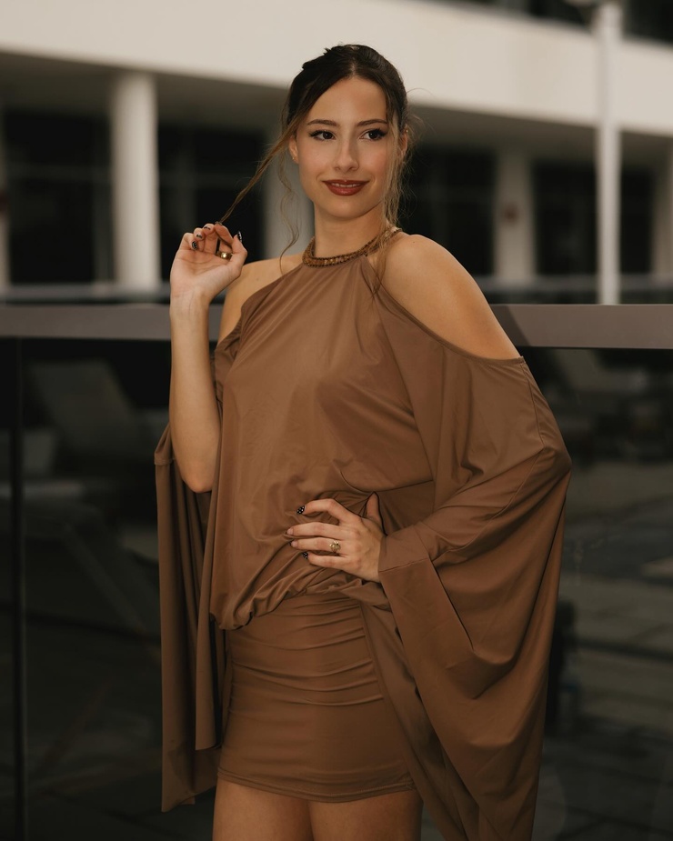 Avaryana Rose Avaryana Rose
