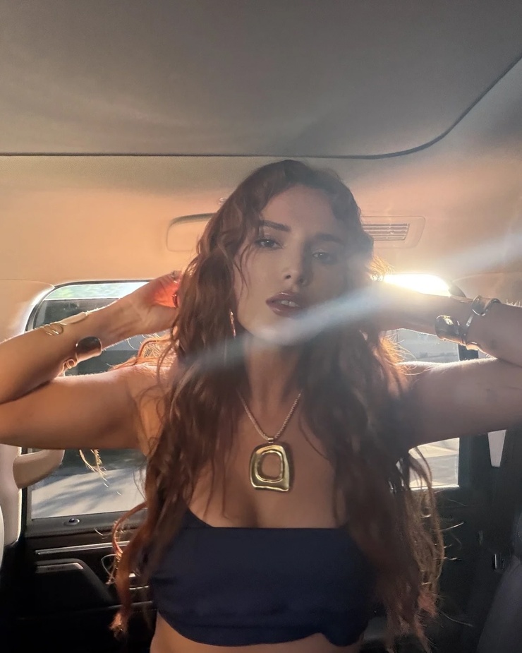 Bella Thorne Bella Thorne