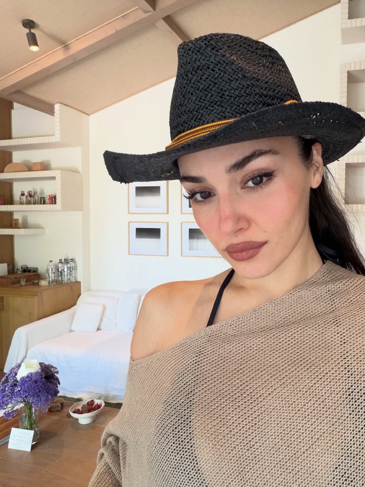 Hande Erçel