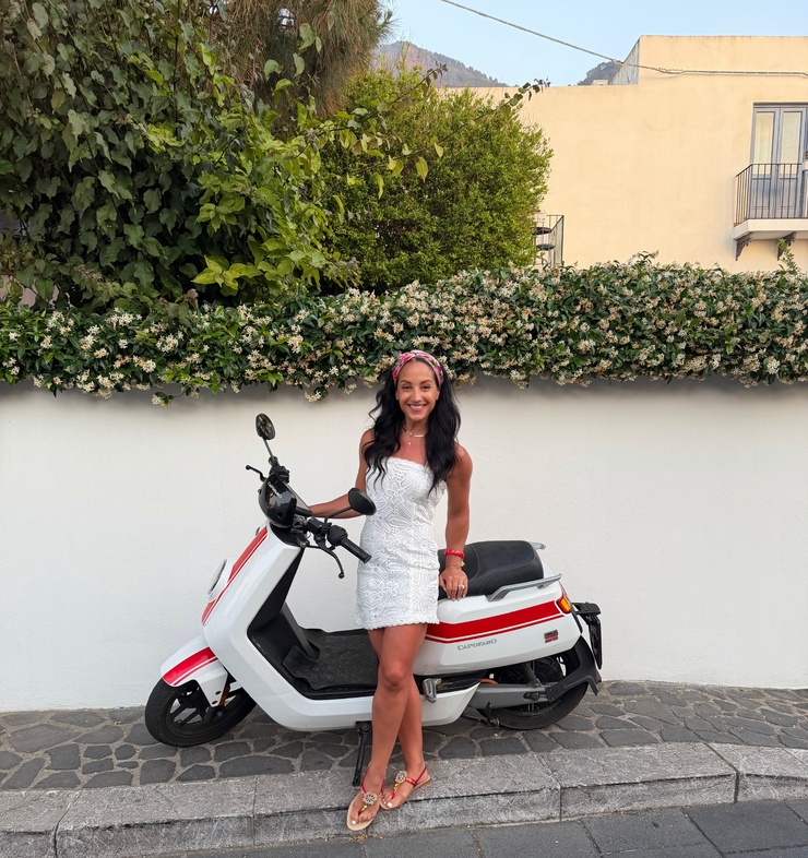 Emily Compagno
