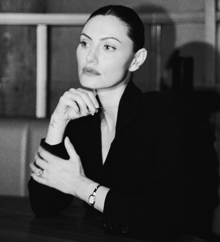 Phoebe Tonkin