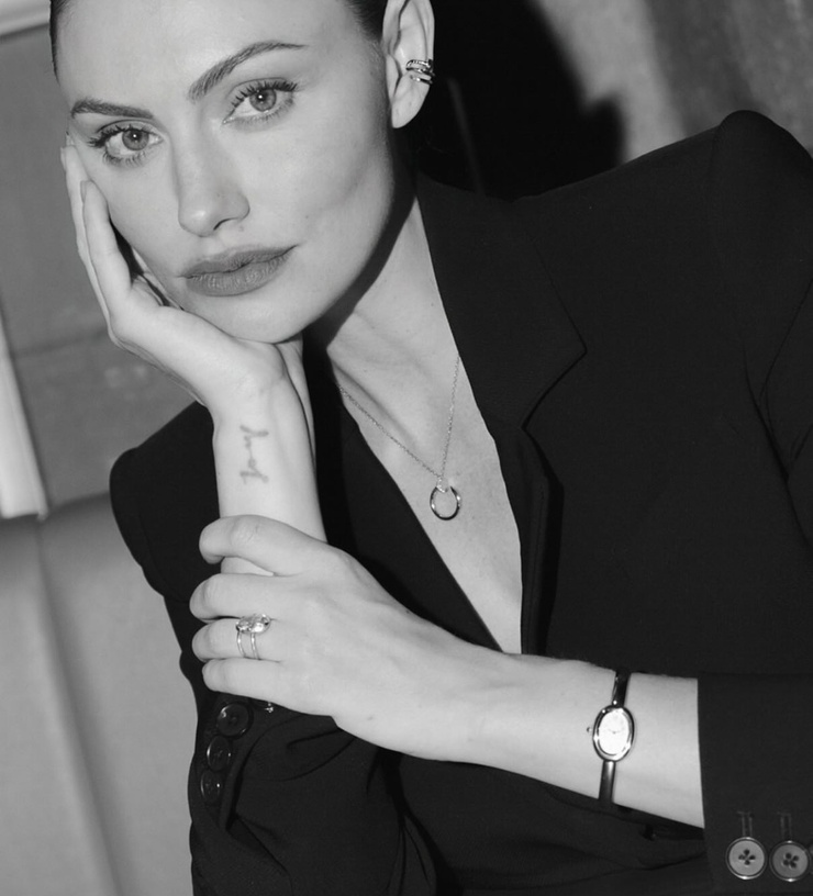 Phoebe Tonkin