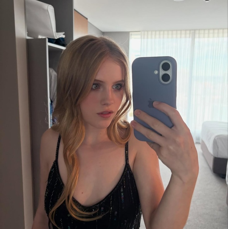 Alyla Browne