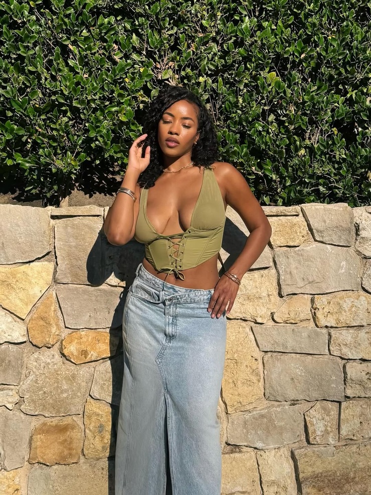 Joi Liaye