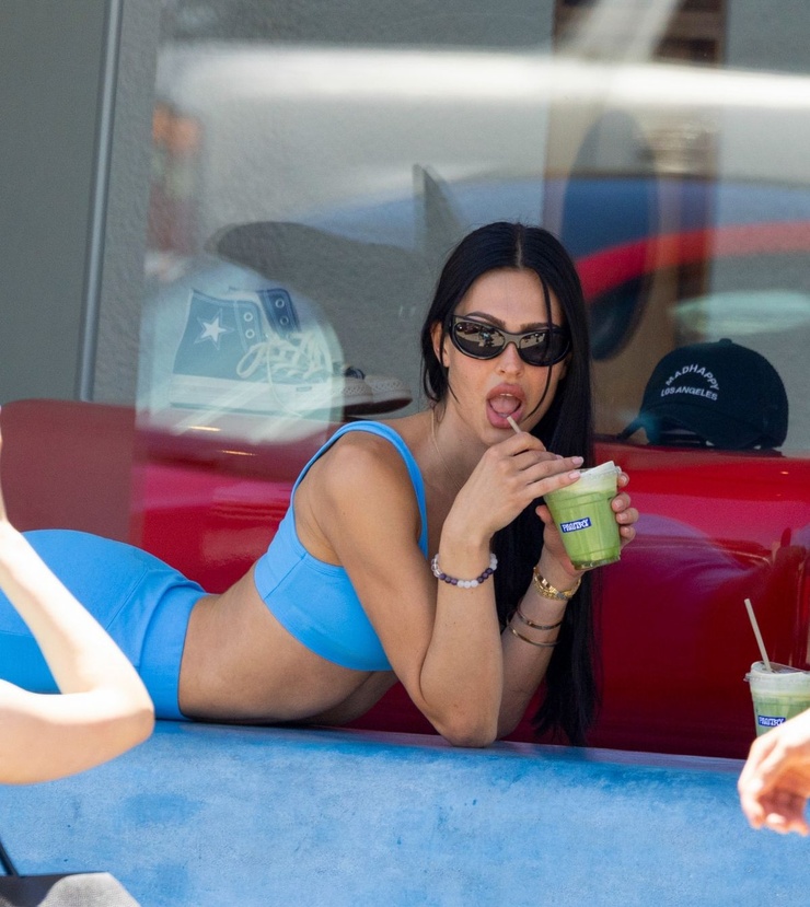 Amelia Hamlin Amelia Hamlin
