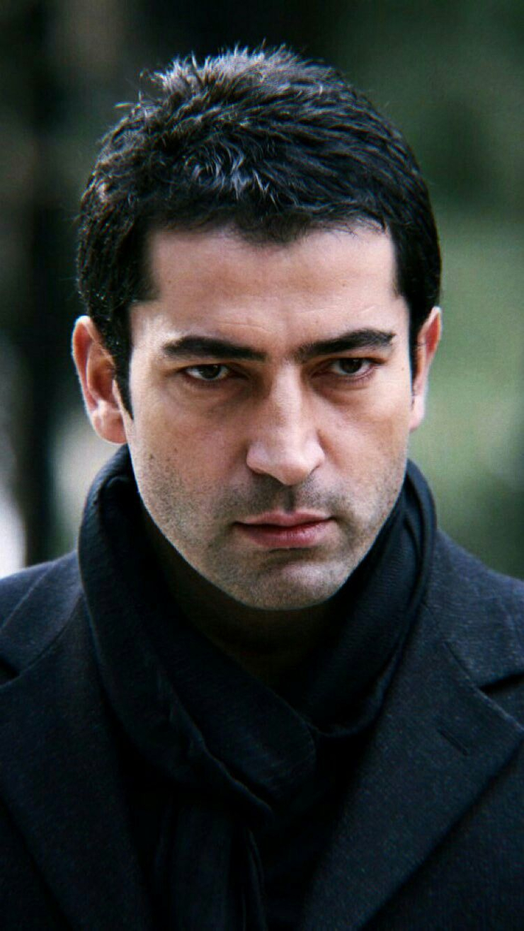 Ezel Bayraktar