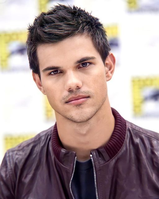 Taylor Lautner