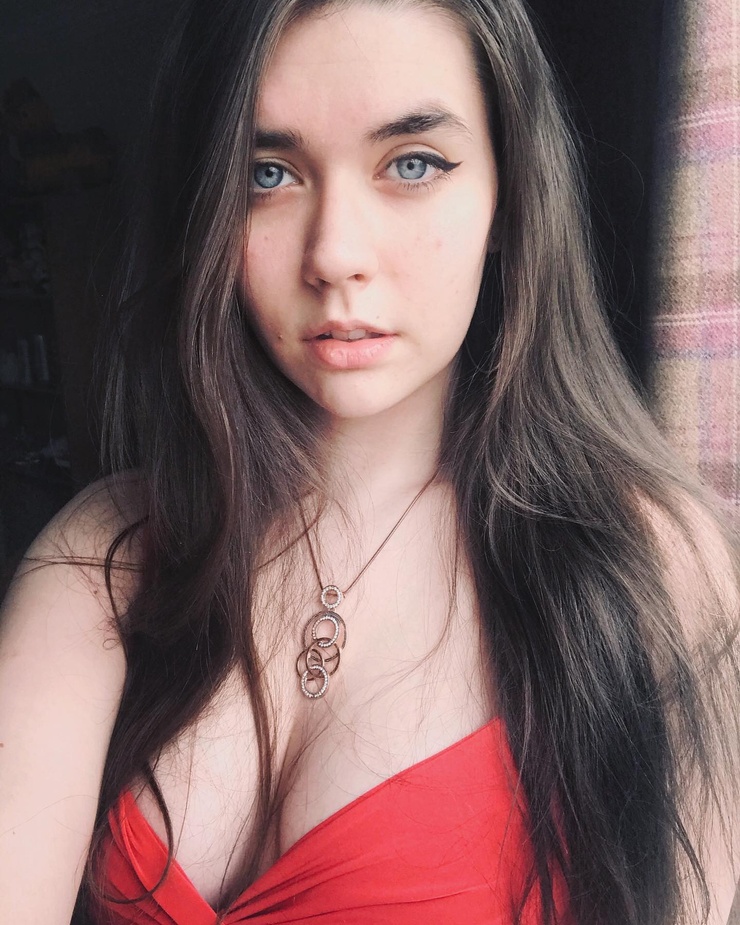 Angelika Seleznova