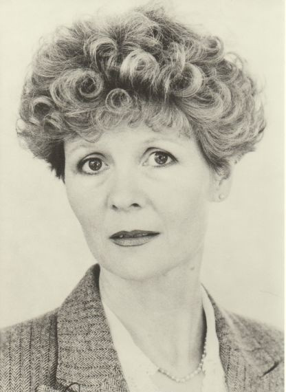 Angela Thorne