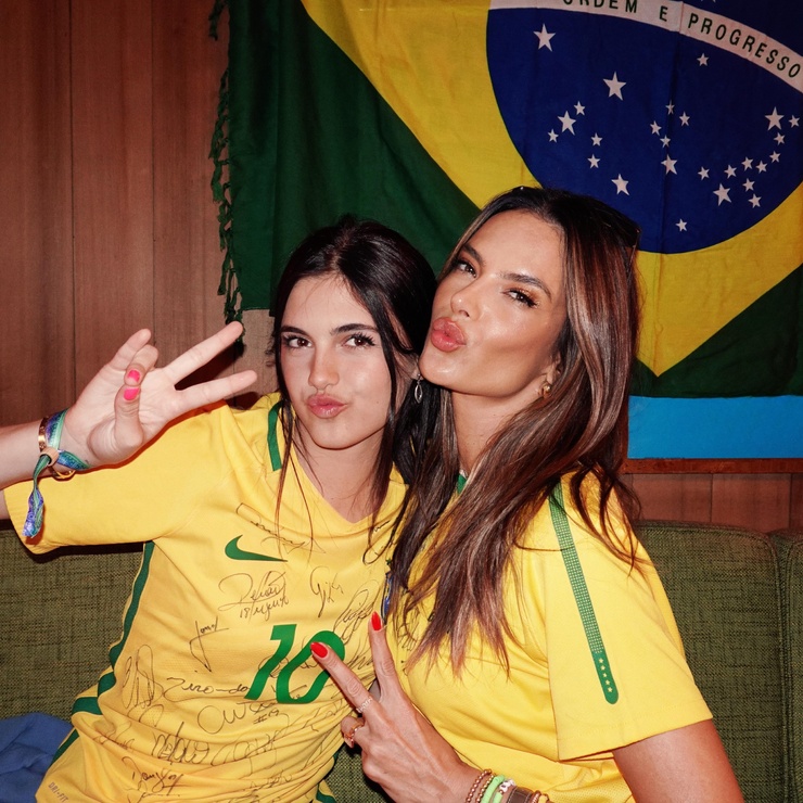 Alessandra Ambrosio Alessandra Ambrosio
