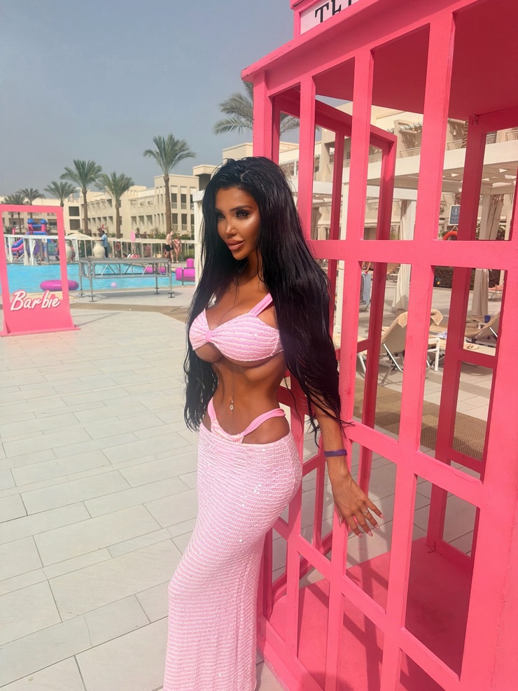 Chloe Khan