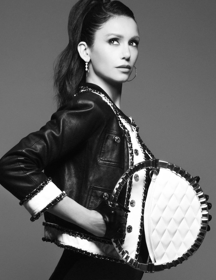 Nina Dobrev
