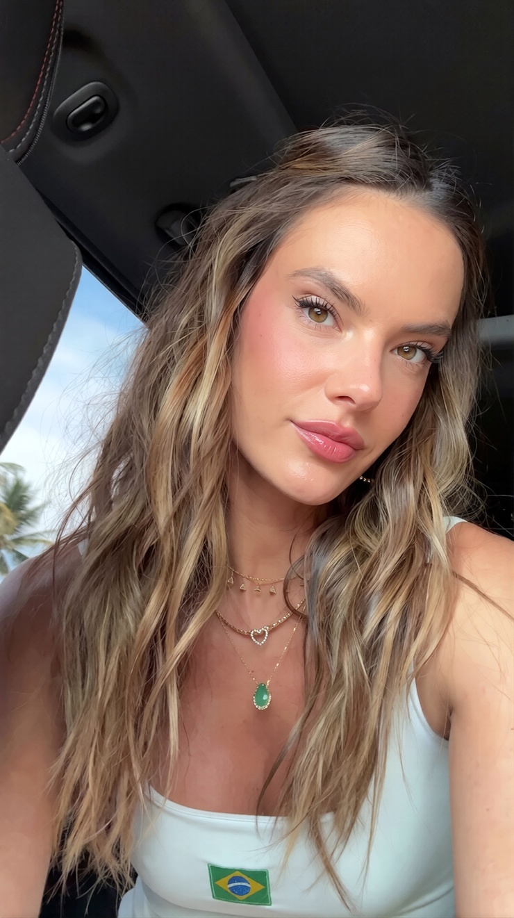 Alessandra Ambrosio Alessandra Ambrosio