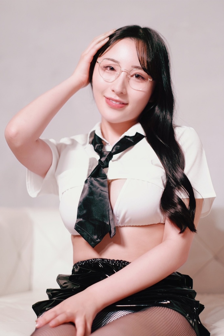 Mina Kitano