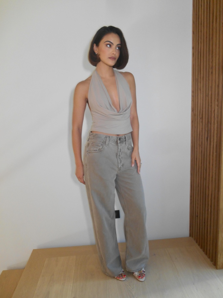 Camila Mendes