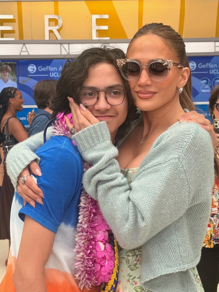 Jennifer Lopez